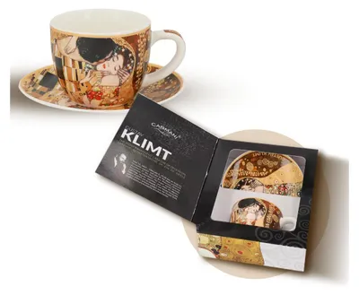 Produktbild von Carmani - Die Kuss Tasse und Untertasse - Kaffeetassen mit Untertasse - Tassenset - Geschenkidee - 80ml