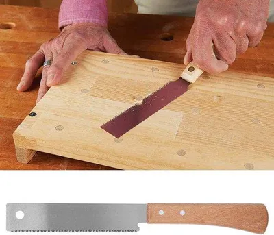 Obrázek produktu pro Malá ruční pila na dřevo 300 mm s dřevěnou rukojetí - přesná malá japonská pila