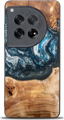 Produktbild von Bewood Einzigartige Hülle für OnePlus 12 - Planeten - Erde