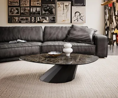 Produktbild von DELIFE Couchtisch Edge Organisch 140x76 cm Keramik Emperador Extra Lucidato Dunkelbraun Parabi Metall Schwarz
