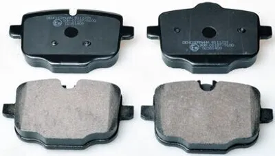 Produktbild von DENCKERMANN B111231 Bremsbeläge Satz Hinten Bremsklötze für BMW 5 Touring (F11) 5 Limousine (F10) 5 Touring (G31) 5 Limousine (G30, F90) X3 (G01, F97)