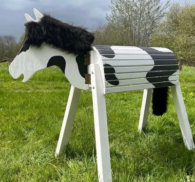 Produktbild von Tobiano weiß mit schwarzen Schecken, Plüschmähne schwarz, 100 cm Sitzhöhe