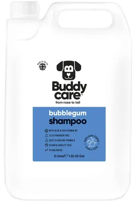 Produktbild von Kaugummi-Hundeshampoo von Buddycare - Tiefenreinigendes Shampoo für Hunde - Süßer Duft - Mit Aloe Vera und Pro-Vitamin B5 (5L)