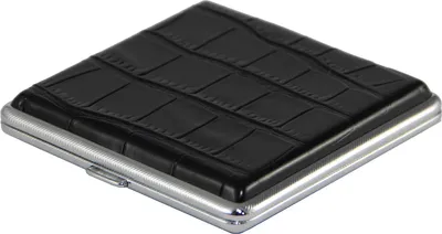 Produktbild von ATTUY® "Luxus Hamburg" hochwertiges Premium Zigarettenetui in der Geschenkbox für 20 Zigaretten im Kroko-Look, Farbe Schwarz-Silber, Kunstleder / Metall, Etui mit Metallspange / Klammerhalterung