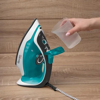 Produktbild von Polti QUICK Q090, Dampfbügeleisen, 1,9 m, Mehrfarbig, 0,3 l, 40 s, 2400 W