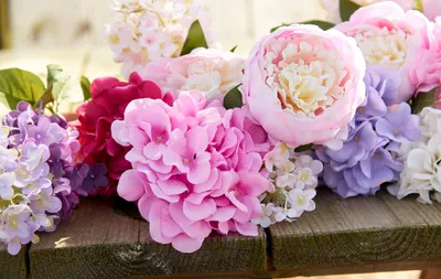 Produktbild von Kunstblumen Hortensie mit Stiel 66cm Creme Weiß
