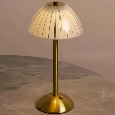 Produktbild von Klassische Tischleuchten, Kabellos, Tischlampe, Metall, Kabellos, 3 Lichtfarben, Touch Dimmbar, Nachttischlampe, LED Lampe, USB, Warmweiß, Gold, 30 cm