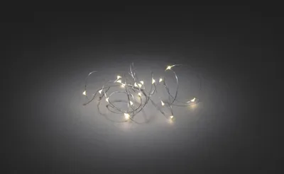 Produktbild von Konstsmide - Micro LED Lichterkette, 6h Timer, 40 warm weiße Dioden, batteriebetrieben, Innen, silberfarbener Draht; 1461-190