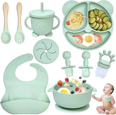 Image de Set de 10 assiettes en silicone pour bébé – Assiette et fourchette avec ventouse – Cuillère, gobelet, fourchette et couteau pour bébé – Assiettes antidérapantes pour enfants – Vert