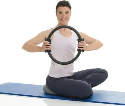 Produktbild von Pilates Ring Premium, 35 cm Durchmesser, mit Softgriffen, griffig und rutschfest