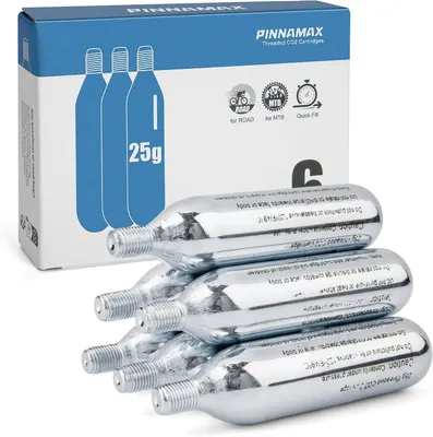 Productafbeelding van CO2-pompset - Met patronen 16 en 25 gram - Presta en Schrader