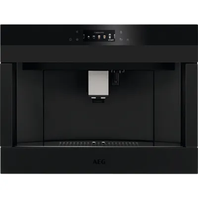 Produktbild von AEG Einbau-Kaffeemaschine mit Latte-Macchiato und Cappuccino-Funktion / Matt Black KKA894500T
