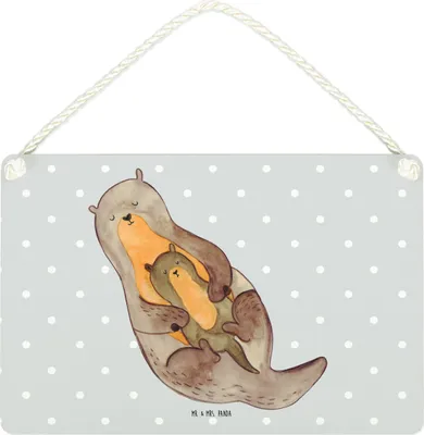 Produktbild von Mr. & Mrs. Panda Schild Otter Kind DIN A4 - Grau Pastell - Geschenk, Familie, Holzschild, Wandbild Holz, Türschild, holzbild, Mutter, Seeotter, wandtafel, Geburt, Mama