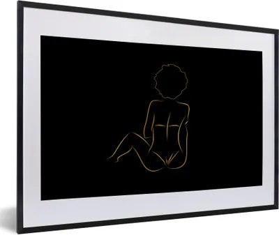 Produktbild von MuchoWow® Gerahmtes Poster Frau - Schwarz - Gold - Strichzeichnung 60x40 cm - Poster mit Schwarzem Bilderrahmen Wandposter Rahmen Foto Bilder - Schlafzimmer - Plakat in Rahmen - Drucken