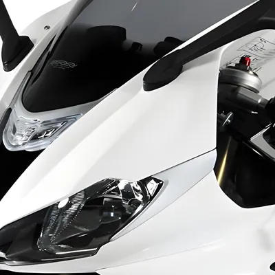 Produktbild von Windschutzscheibe MRA Racingscheibe R farblos mit ABE für Triumph Daytona 675