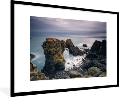 Produktbild von MuchoWow® Gerahmtes Poster Küstenlandschaft in Snaefellsnes bei Island 90x60 cm - Poster mit Schwarzem Bilderrahmen Wandposter Rahmen Foto Bilder - Wanddekoration - Fotos