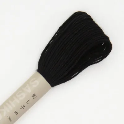 Produktbild von Olympus Sashiko Garn, Baumwolle, Strang, ca 20m, Farbe 20, schwarz, hergestellt in Japan