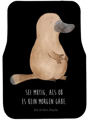 Produktbild von Mr. & Mrs. Panda Fußmatte Auto Schnabeltier Mut - Schwarz - Geschenk, Meer, Weltreise, Arbeit, Auto-Fußmatte, Motivation, Fürs, Training, Teppich, Automatte