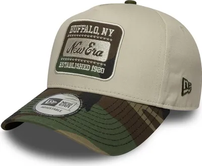 Zdjęcie produktu dla Czapka New Era A-Frame Trucker Cap - BRAND PATCH beige wood camo