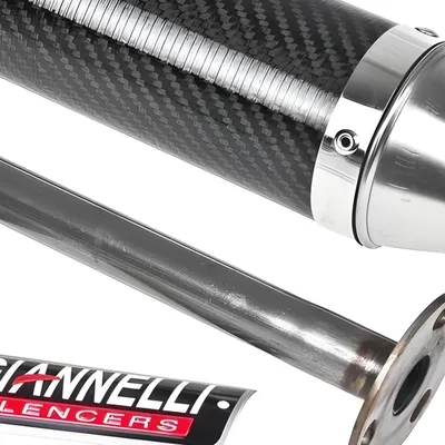 Immagine prodotto di Sistema di scarico Giannelli con silenziatore in carbonio ABE per Derbi