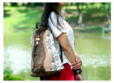 Produktbild von Damen Rucksack Ethnische Rucksack Kunstleder Bohemien Rucksackhandtaschen Einstellbar Freizeit Vintage Schulrucksack mit Fransen und Reißverschluss für Einkaufen Reisen und Freizeit