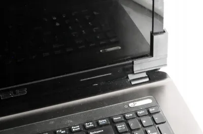 Image de Kit de réparation pour charnière du couvercle du boîtier ASUS X73S
