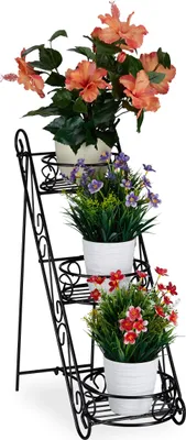 Produktbild von Relaxdays Blumentreppe Metall, 3 Ablagen, dekorativ, Pflanzentreppe Indoor & Outdoor, HBT 53,5 x 20 x 45,5 cm, schwarz