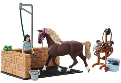 Immagine prodotto di Schleich schleich® Horse Club 42438 Area di lavaggio con Emily & Luna 42438
