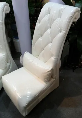 Produktbild von Luxus Sessel Chesterfield  Kunstleder 1 Sitzer Weiß Sessel Lounge Neu