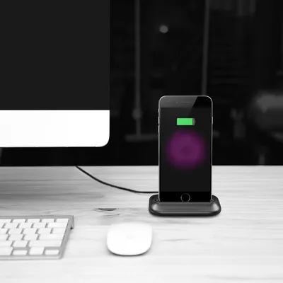 Obrázok produktu pre Baseus dokovacia stanica Sync nabíjací dok stolná dokovacia stanica pre Apple iPhone 7 & 7 Plus 6S 6 & Plus strieborná