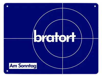 Produktbild von Bratort Metallschild XL in 21x28 cm mit Spruch: Bratort Am Sonntag