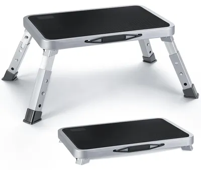 Produktbild von Tragbare Leiter 3-stufig, bis 150 kg, klappbar, rutschfeste Plattform, für Küche
