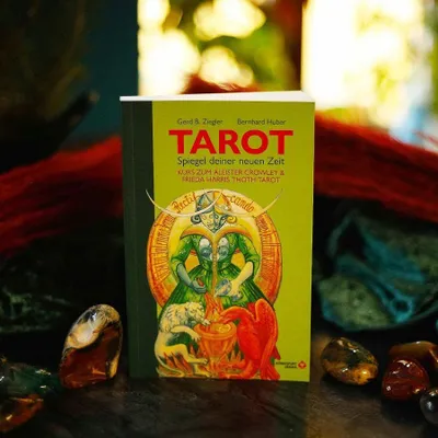 Produktbild von TAROT - Spiegel deiner neuen Zeit: Kurs zum Aleister Crowley & Frieda Harris Thoth Tarot
