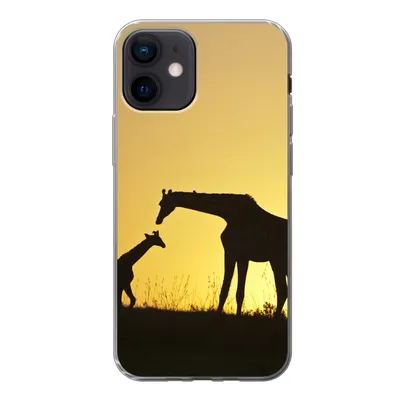Produktbild von MuchoWow® Handyhülle Schutzhülle Hülle für iPhone 12 Giraffe - Scherenschnitt - Kalb Silikon Softcase Handy Hülle - Schutzhülle