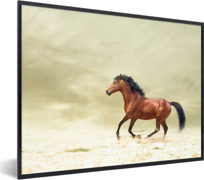 Produktbild von MuchoWow® Gerahmtes Poster Pferd - Stoff - Sand 80x60 cm - Poster mit Schwarzem Bilderrahmen Wandposter Rahmen Foto Bilder - Schwarzem - Mit Gestell