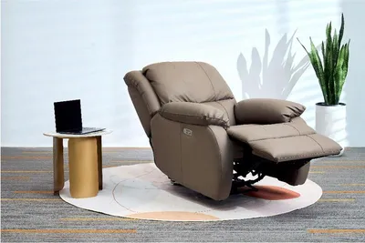 Produktbild von Happy Home Elektrischer Massagesessel mit Zero Gravity verstellbarer Rückenlehne Beinanhebung und Vibrationsmassage  Braun