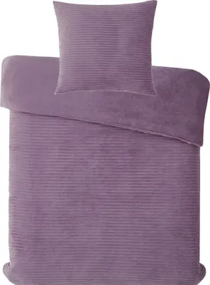 A folded duvet cover and pillowcase set.