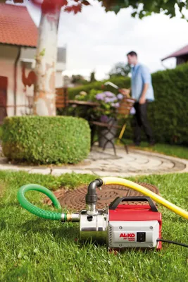 Produktbild von AL-KO Gartenpumpe Jet 3000 Inox Classic (650 Watt Motorleistung, 3100 l/h max. Förderleistung, 35 m max. Förderhöhe, 5-stufiges Pumpenlaufwerk)