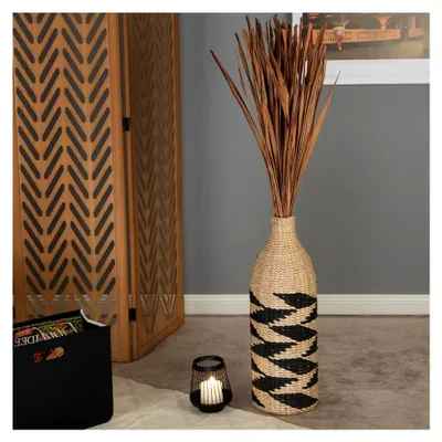 Produktbild von Deko-Vase Raya | Stroh, 60 cm, Natur & Schwarz | Strohvase, Blumenvase, Naturvase, Bodenvase für Kunstblumen, Standvase für Pampasgras, gewebte Vase