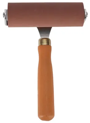 Image de Rouleau en caoutchouc souple, flexible, résistant et durable, idéal pour la gravure, les albums-photos et autres travaux manuels. Diamètre : 10 cm