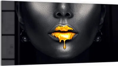 Produktbild von DEQORI Glasbild Echtglas 100x50 cm 'Goldbedeckte Lippen' Wandbild Bild modern Deko