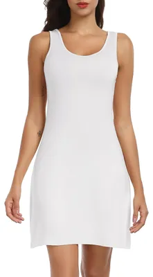 Imagen del producto de Vestido mini con tirantes finos y hombreras anchas