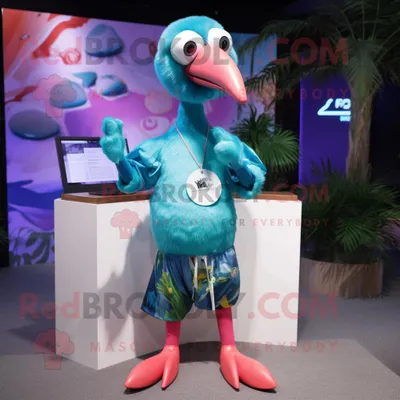 Produktbild von Cyan-Flamingo REDBROKOLY Maskottchen kostüm mit Shorts und Armbändern