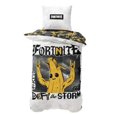 A Fortnite-themed duvet cover and pillowcase set.