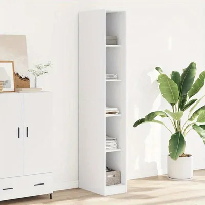 Produktbild von Moderner Kleiderschrank in Weiß mit Regalböden und praktischen Glastüren zur Aufbewahrung
