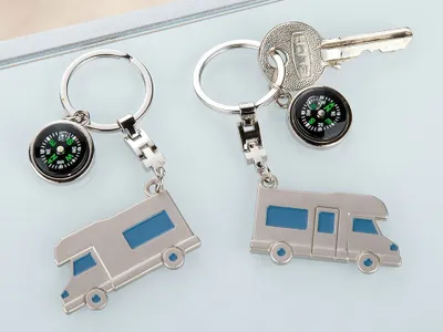Produktbild von Schlüsselanhänger mit Wohnmobil und Kompass