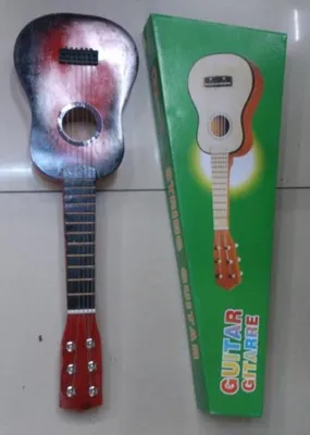 Image de Guitare classique en bois en coffret 00694 DROMADER