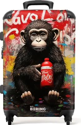 Produktbild von NoBoringSuitcases.com® Großer Koffer - Schimpanse vor einer Graffiti-Wand - Kombinationsschloss TSA - Hartschalen Trolley 4 Rollen - 72 liter - Reisekoffer - 66 cmKoffer Mittelgroß 67x43x25 cm, 72L,