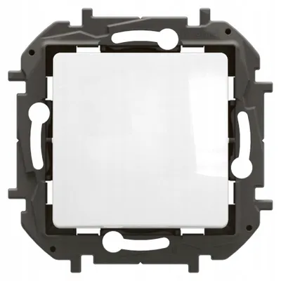Immagine prodotto di Legrand NILOE Interruttore unipolare 10 AX, colore bianco, modello NP2110WH