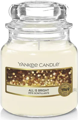 Produktbild von Yankee Candle Duftkerze Small All is Bright - 9 cm / ø 6 cm